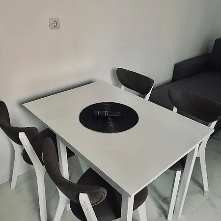 узунови Apartament *